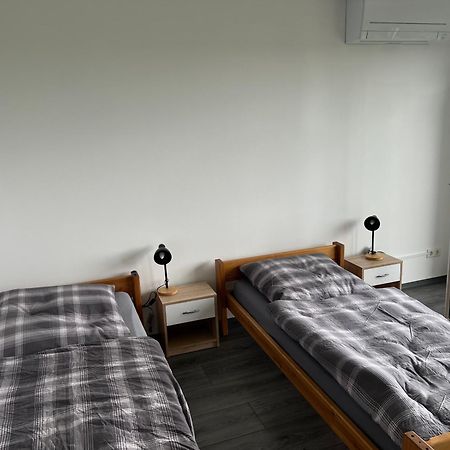 Bungalow Neuss Εξωτερικό φωτογραφία